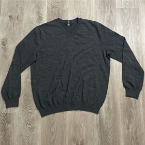 Banana Republic Charcoal Gray Sweater